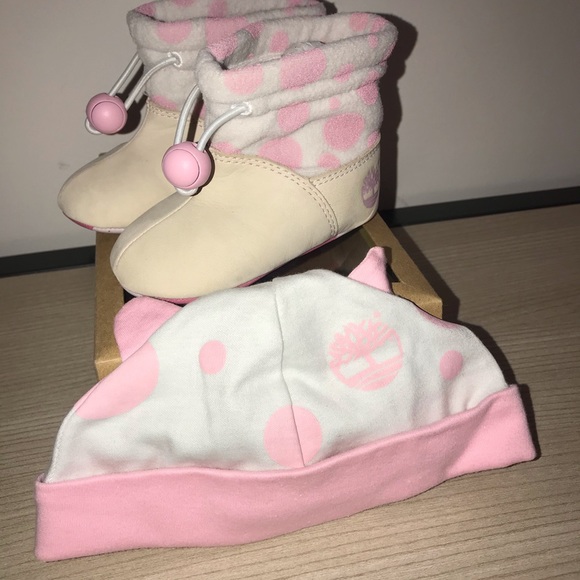 Timberland Infant Set! - Picture 3 of 5